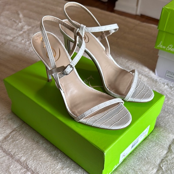 White Strappy heels - Picture 1 of 9